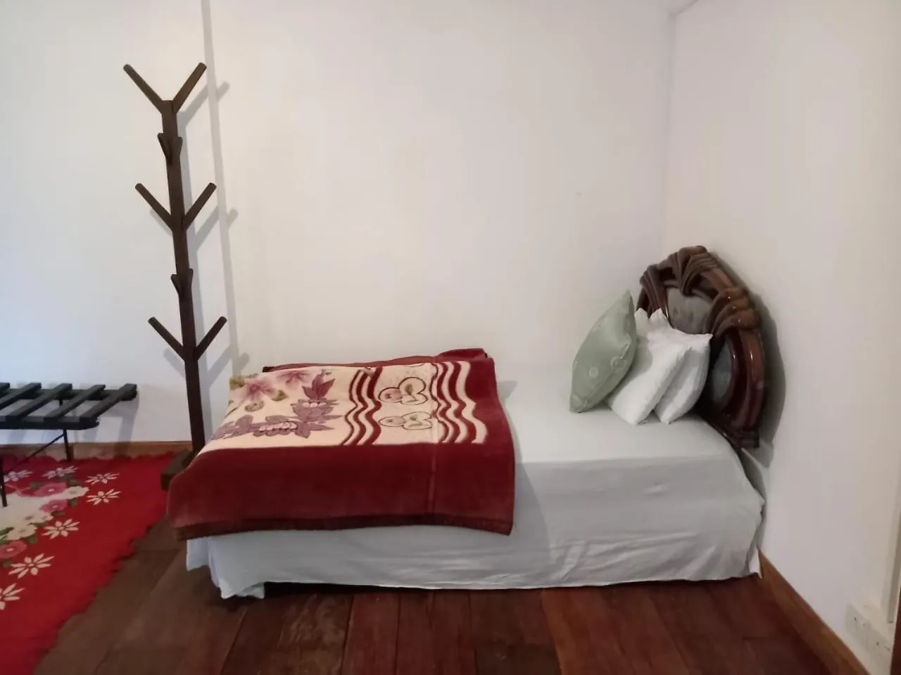 Guest house Amaraai Lake Edge Nuwara Eliya