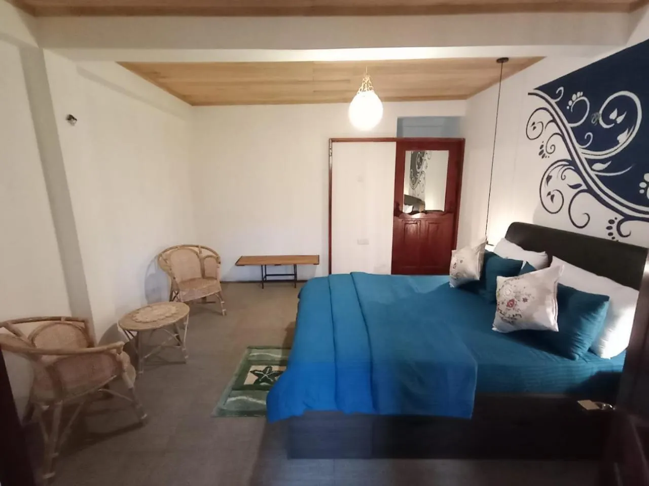 Guest house Amaraai Lake Edge Nuwara Eliya Sri Lanka