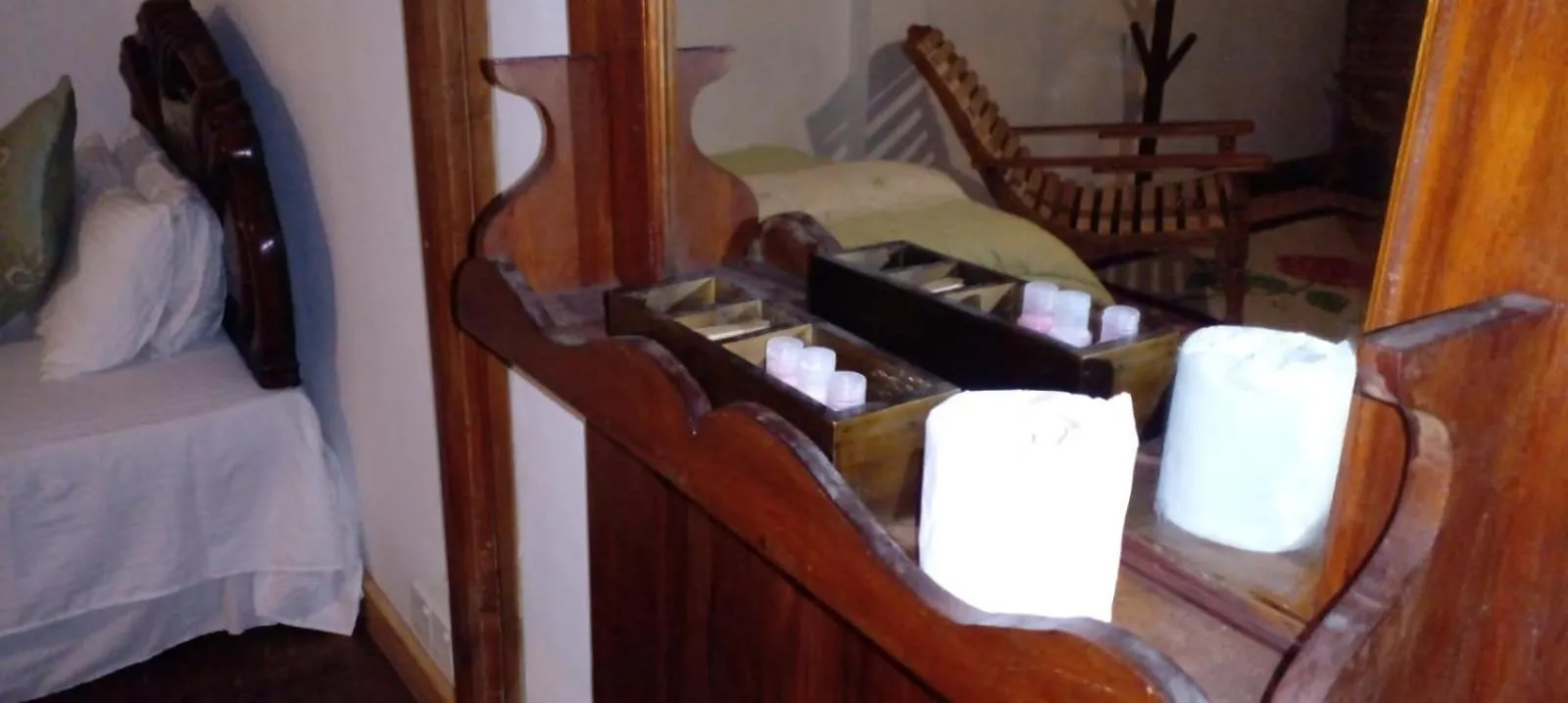 Guest house Amaraai Lake Edge Nuwara Eliya Sri Lanka